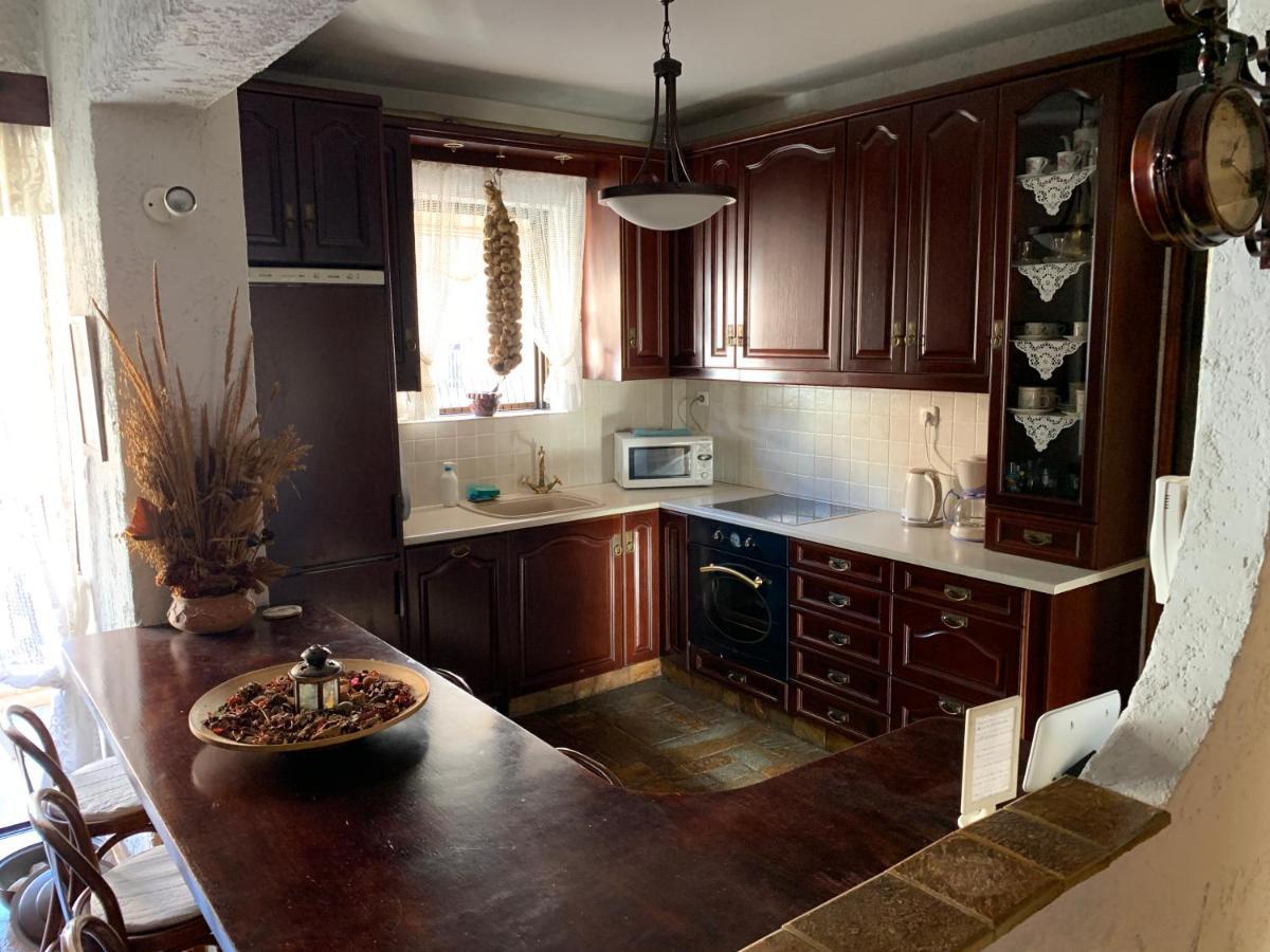 The Rustic Hug Apartment Athens Ngoại thất bức ảnh